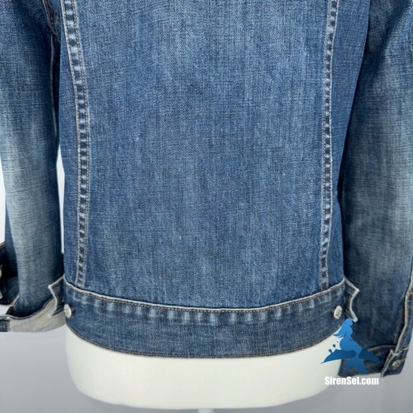 1059 J.Crew Classic Denim Jacket - Size S - Blue - Picture 8 of 15